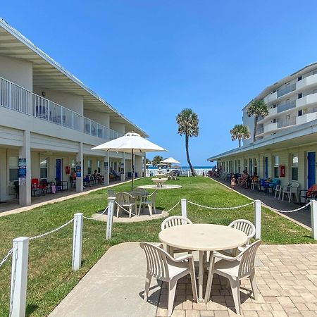 Ocean Court Beachfront Hotel เดย์โทนาบีช ภายนอก รูปภาพ
